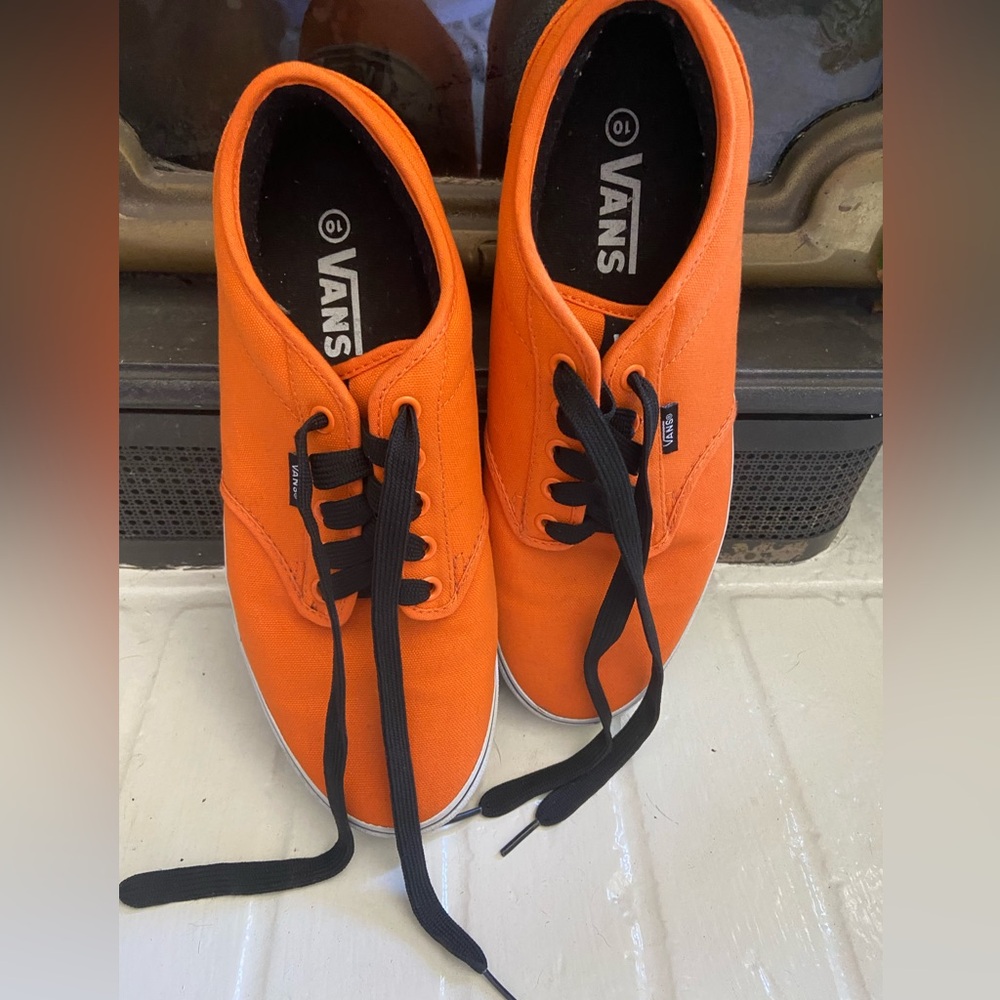 Orange Vans!